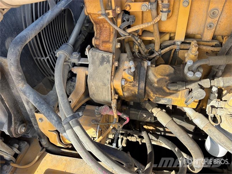 CAT 740 Zglobni damperi
