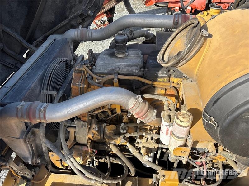 CAT 740 Zglobni damperi