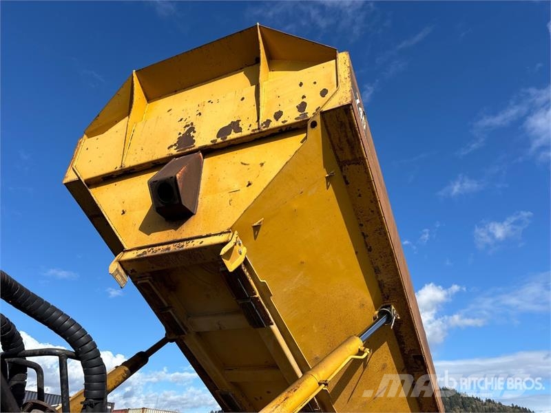 CAT 740 Zglobni damperi