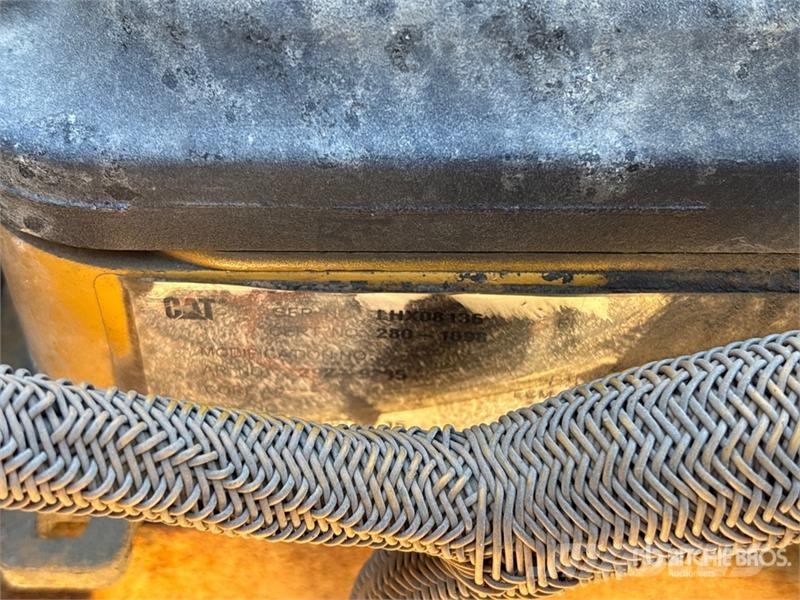 CAT 740 Zglobni damperi