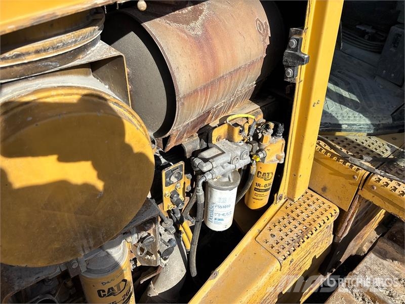 CAT D8T Bulldozer