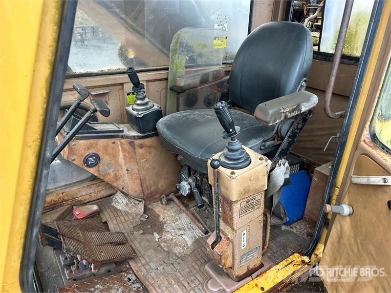 CAT EL300 Tracked Excavator Crawler excavators