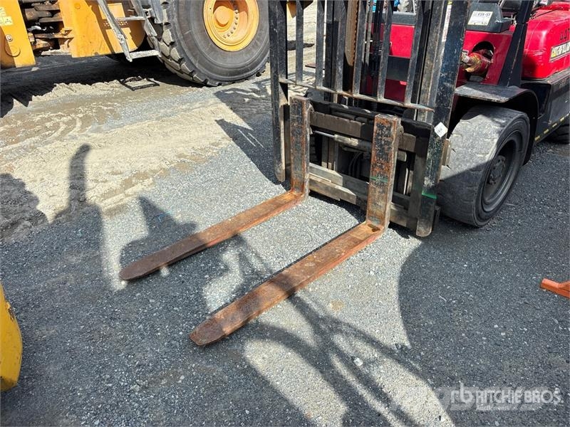 CAT GP30 10435 lb Cushion Tire Forklift Gaffeltrucker - Annet