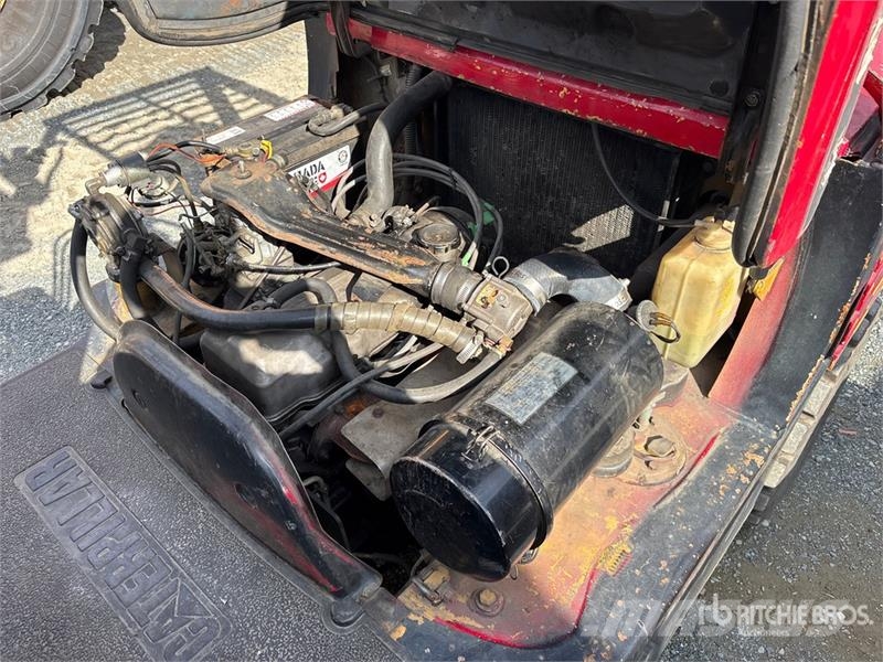 CAT GP30 5800 lb Cushion Tire Forklift Wózki widłowe inne