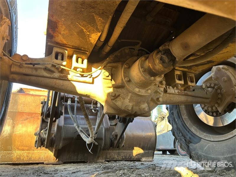 CAT IT18 Wheel Loader Wheel loaders