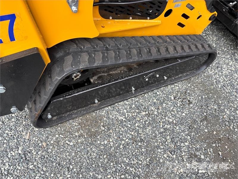 CFG KJT27 Mini Compact Track Loader (Unused) Skid steer loderler