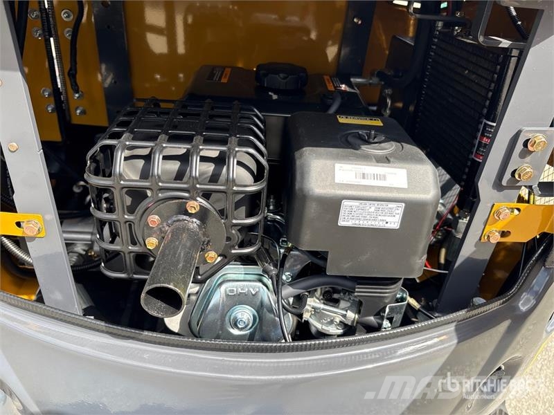 CFG QK18R Mini Excavator (Unused) Mini kotrók < 7t