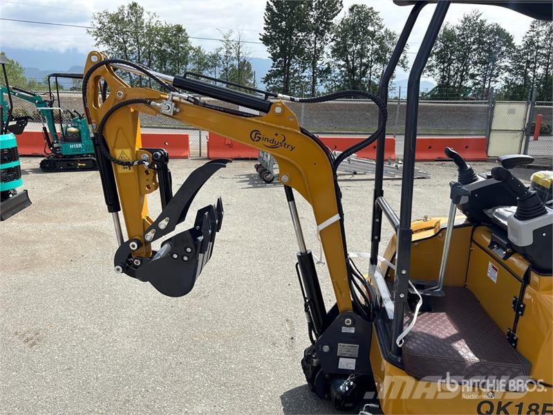 CFG QK18R Mini Excavator (Unused) Mini kotrók < 7t