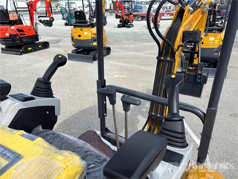 CFG QK18R Mini Excavator (Unused) Mini kotrók < 7t
