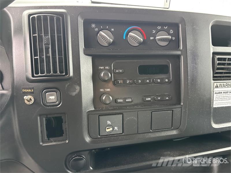 Chevrolet Express 2500 Cargo Van Panel vanlar
