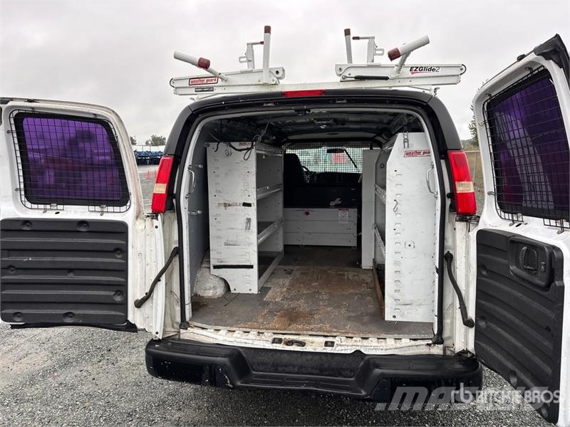 Chevrolet Express 2500 Cargo Van Panel vanlar