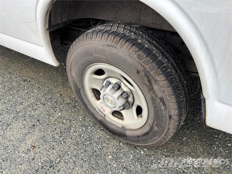 Chevrolet Express 2500 Cargo Van Krovininiai furgonai