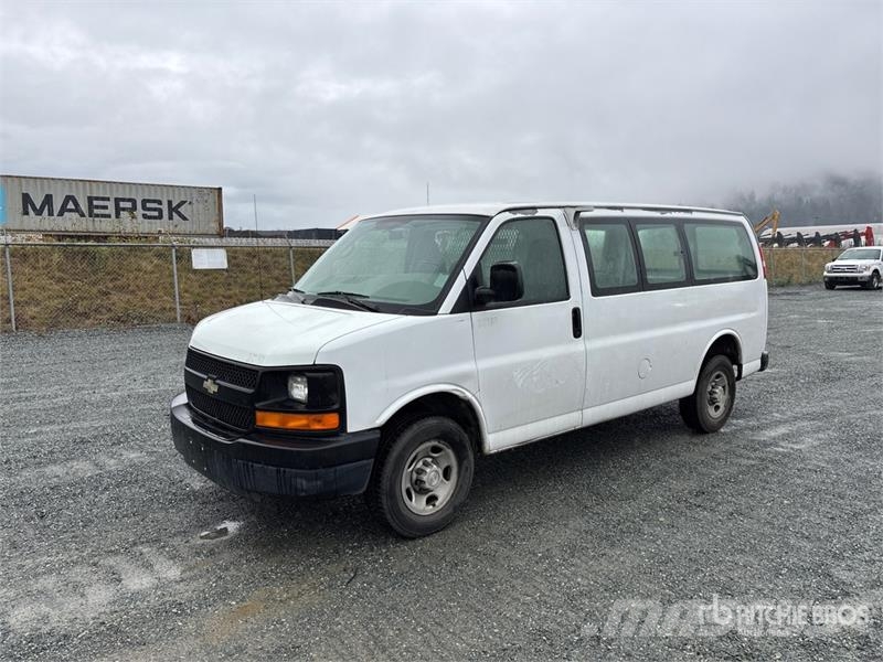Chevrolet Express 2500 Cargo Van Krovininiai furgonai