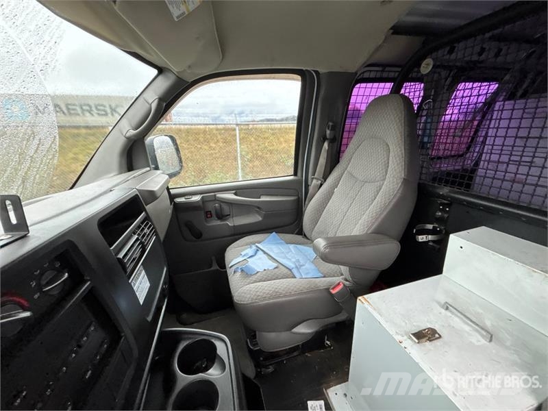 Chevrolet Express 2500 Cargo Van Panel vanlar