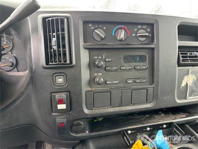 Chevrolet Express 2500 Cargo Van Krovininiai furgonai