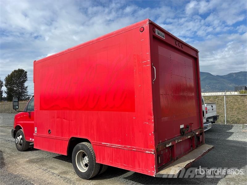 Chevrolet Express 3500 Sanduk kamioni