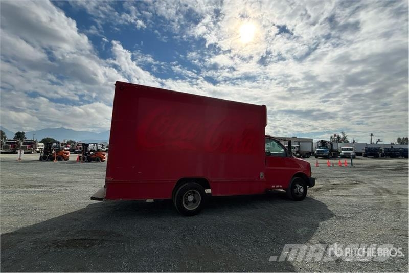 Chevrolet Express 3500 Sanduk kamioni