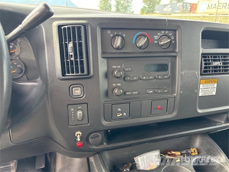 Chevrolet Express 3500 Sanduk kamioni
