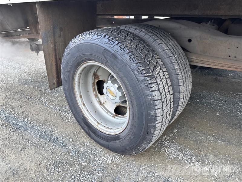 Chevrolet Express G3500 탑차 트럭