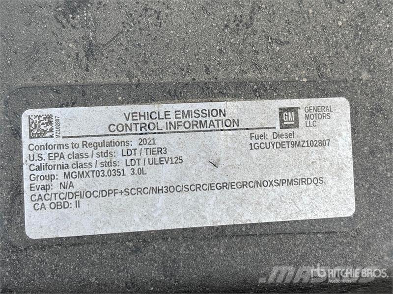 Chevrolet Silverado 1500 LT 4x4 Crew Cab Pickup Diger