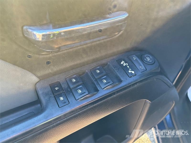 Chevrolet Silverado 1500 Ciężarówki typu Platforma / Skrzynia
