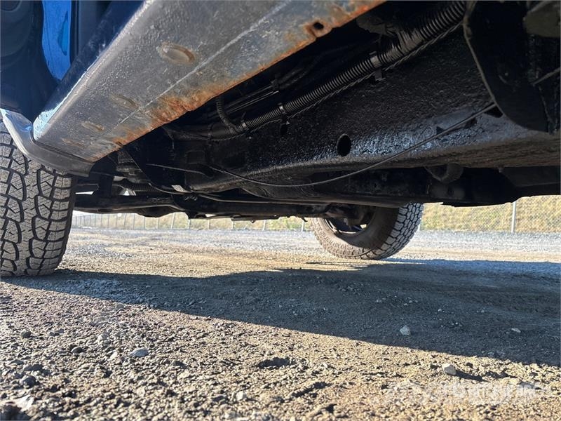 Chevrolet Silverado 1500 Ciężarówki typu Platforma / Skrzynia
