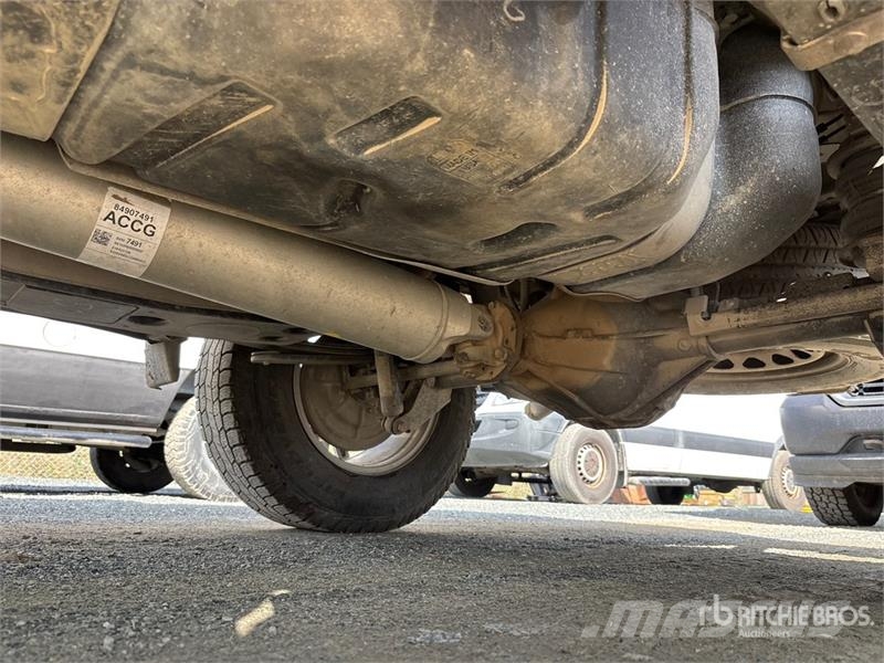 Chevrolet Silverado 1500 LT 4x4 Crew Cab Pickup Diger