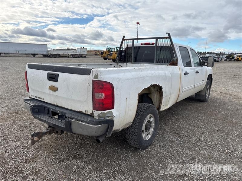 Chevrolet Silverado 2500HD Silverado 4x4 Crew Cab Pickup Ostalo