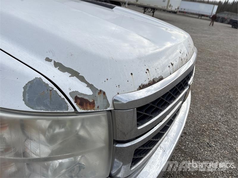 Chevrolet Silverado 2500HD Silverado 4x4 Crew Cab Pickup Ostalo