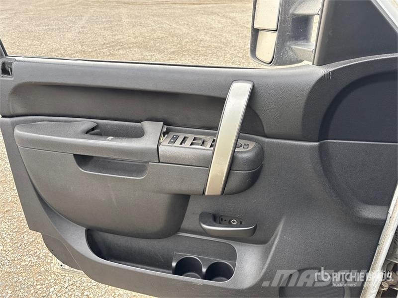 Chevrolet Silverado 2500HD Silverado 4x4 Crew Cab Pickup Ostalo