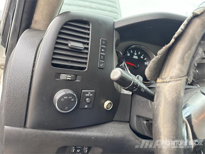 Chevrolet Silverado 2500HD Silverado 4x4 Crew Cab Pickup Ostalo