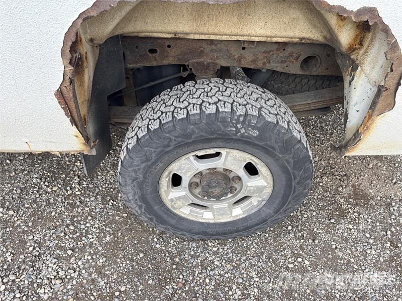 Chevrolet Silverado 2500HD Silverado 4x4 Crew Cab Pickup Ostalo