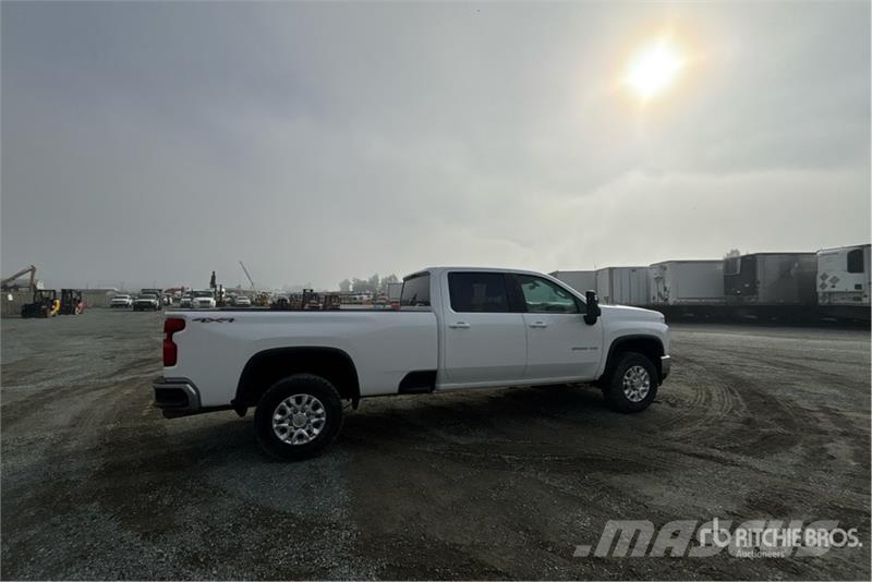 Chevrolet Silverado 3500HD LT 4x4 Crew Cab Pickup Drugi