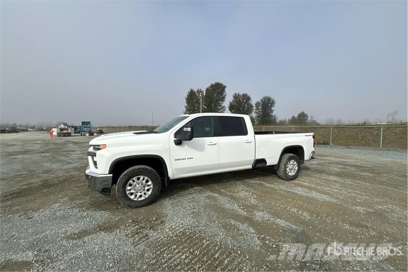 Chevrolet Silverado 3500HD LT 4x4 Crew Cab Pickup Drugi
