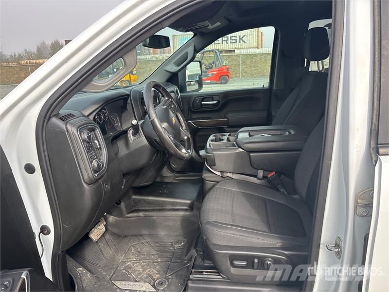 Chevrolet Silverado 3500HD LT 4x4 Crew Cab Pickup Drugi