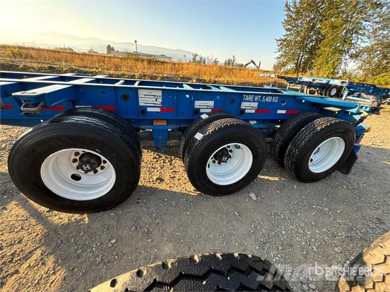 CIMC CB45M3OTC00 Tri/A Extendable Container Trailer Reboques Containerframe