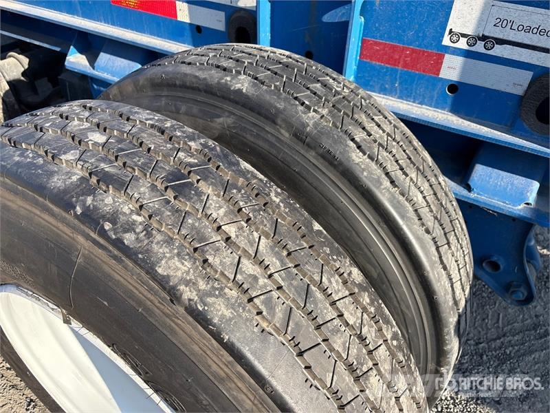 CIMC CB45M3OTC00 Tri/A Extendable Container Trailer Konteineriekrāvēji
