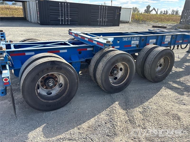 CIMC CB45M3OTC00 Tri/A Extendable Container Trailer Remolques portacontenedores