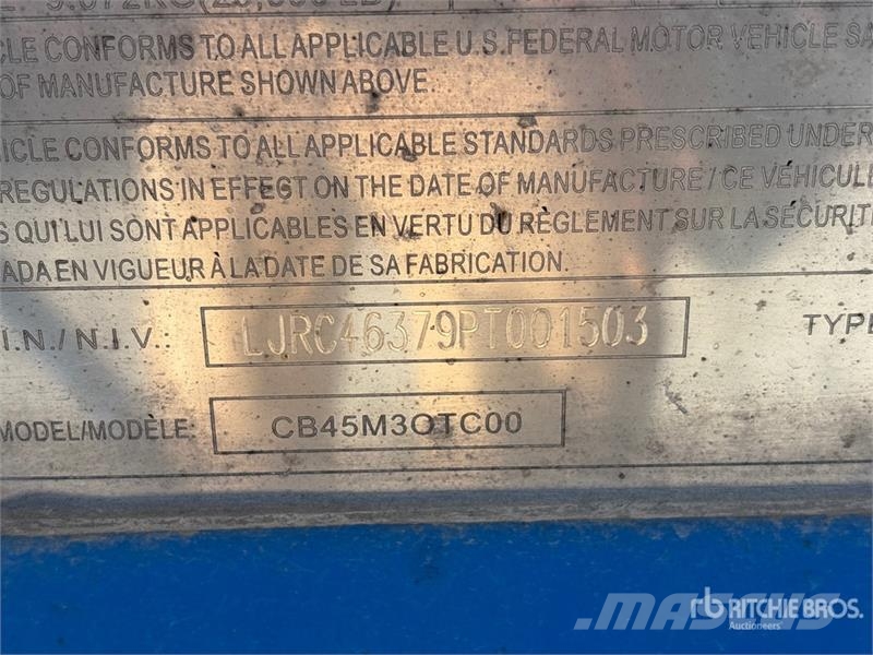 CIMC CB45M3OTC00 Tri/A Extendable Container Trailer Containerchassis