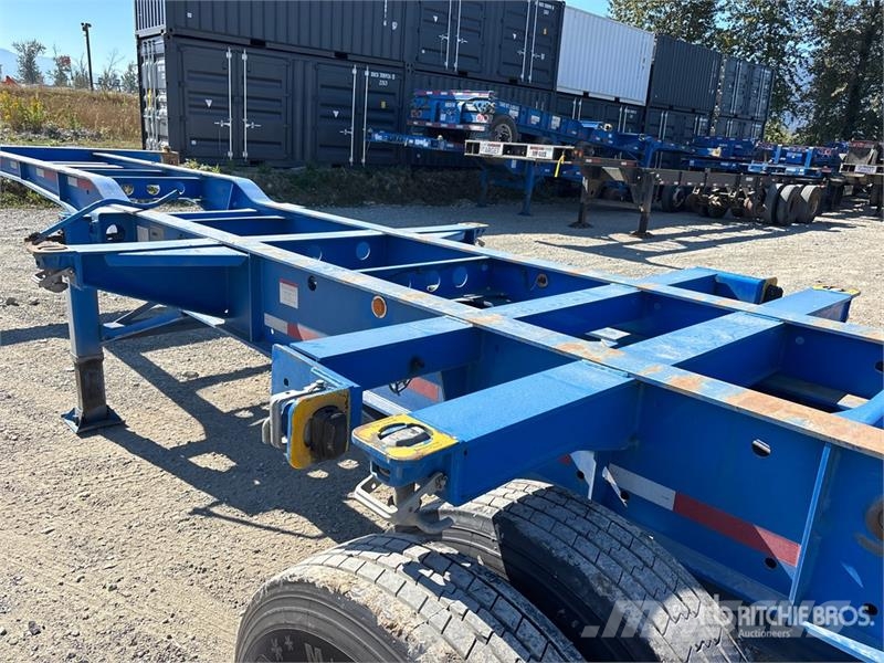 CIMC CB45M3OTC00 Tri/A Extendable Container Trailer Remolques portacontenedores