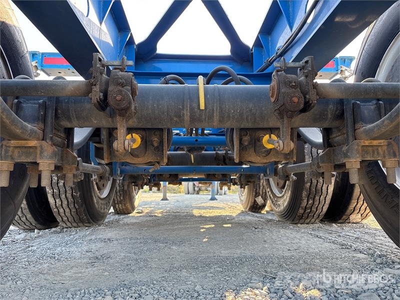 CIMC CB45M3OTC00 Tri/A Extendable Container Trailer Konteineriekrāvēji
