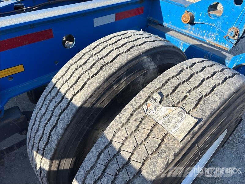 CIMC CB45M3OTC00 Tri/A Extendable Container Trailer Konteineriekrāvēji