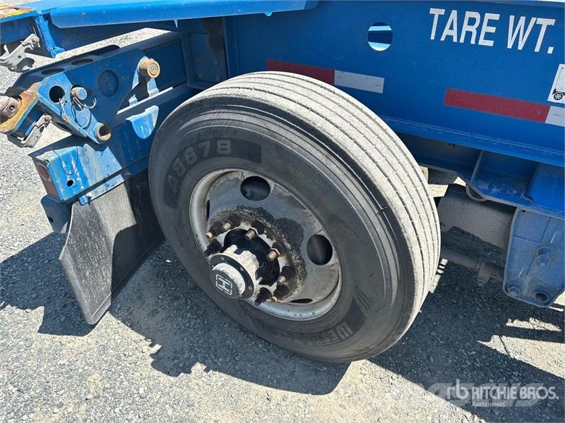 CIMC CB45M3OTC00 Tri/A Extendable Container Trailer Remolques portacontenedores