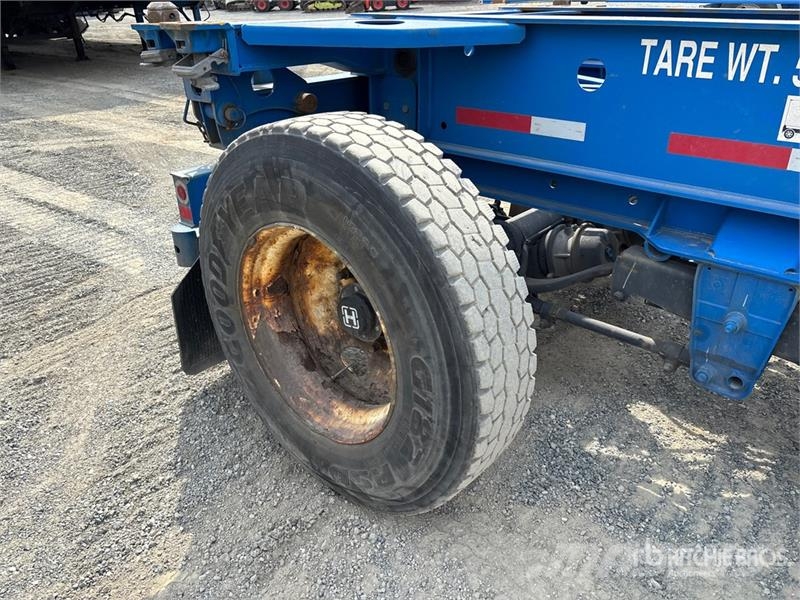CIMC CB45M3OTC00 Tri/A Extendable Container Trailer Containerchassis