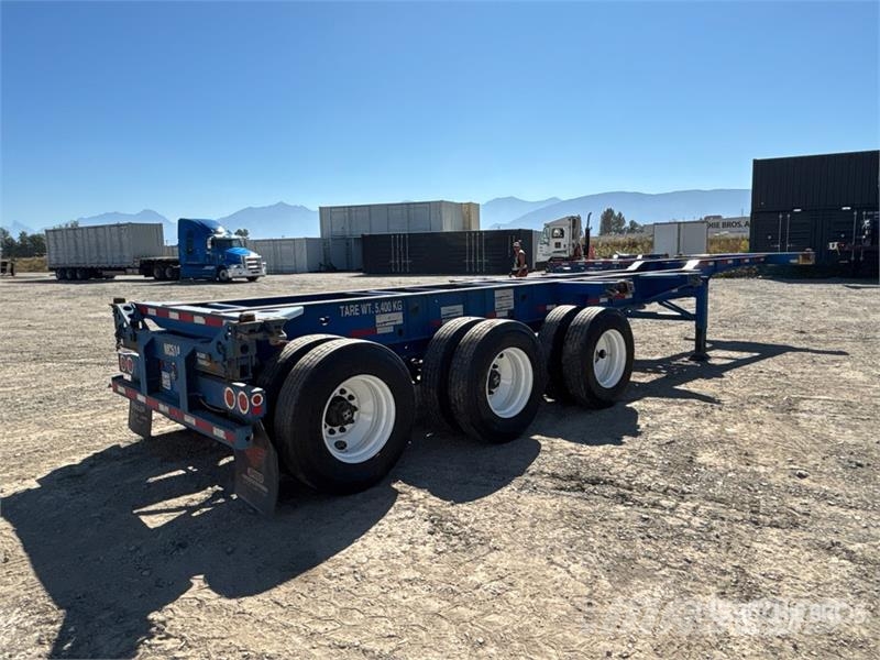 CIMC CB45M3OTC00 Tri/A Extendable Container Trailer Remolques portacontenedores