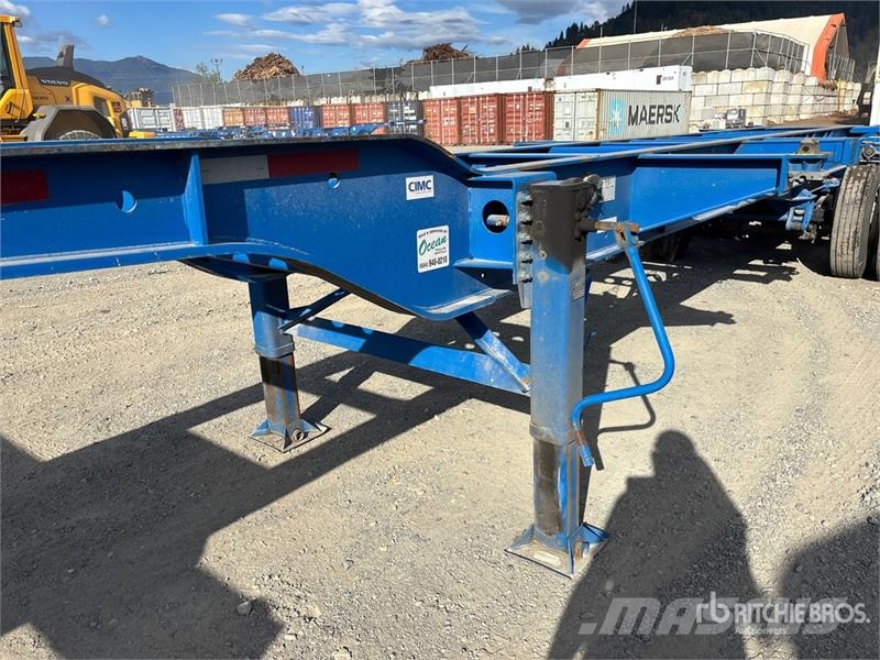 CIMC CB45M3OTC00 Tri/A Extendable Container Trailer Remolques portacontenedores