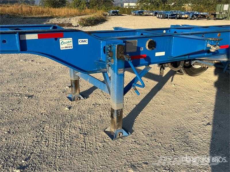CIMC CB45M3OTC00 Tri/A Extendable Container Trailer Täyskonttiperävaunut