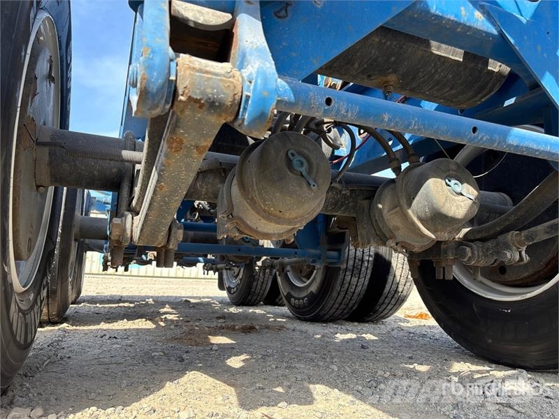 CIMC CB45M3OTC00 Tri/A Extendable Container Trailer Täyskonttiperävaunut