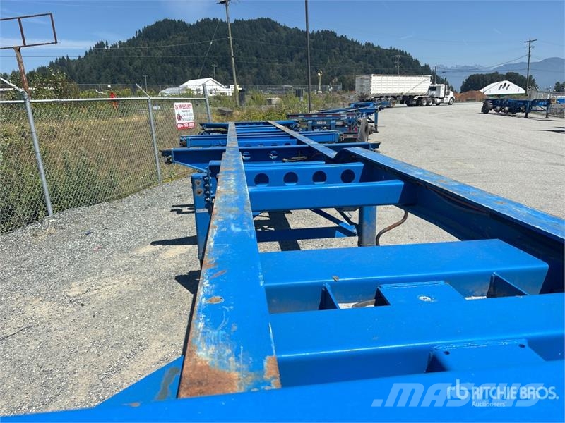 CIMC CB45M3OTC00 Tri/A Extendable Container Trailer Containerchassis