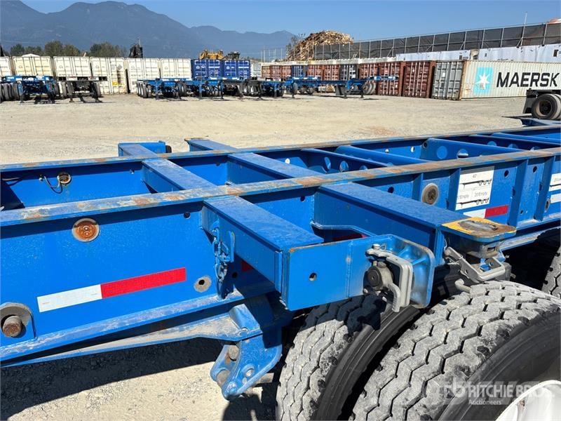 CIMC CB45M3OTC00 Tri/A Extendable Container Trailer Containerframe trailers